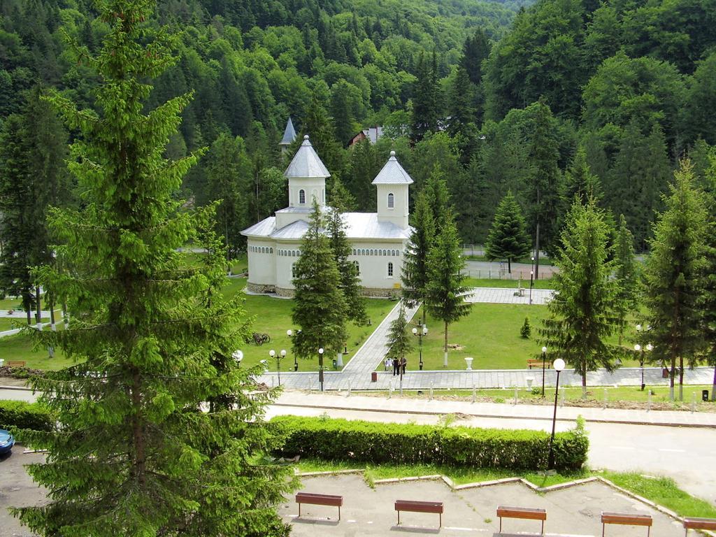 Hotel Venus Slanic Moldova Exterior photo
