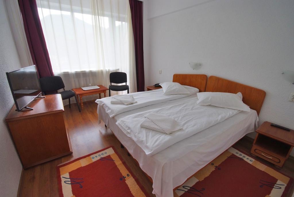 Hotel Venus Slanic Moldova Exterior photo